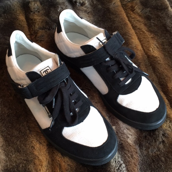 CHANEL Shoes - Chanel Wing Tip Canvas Tennis Shoes Sz 9.5/39.5